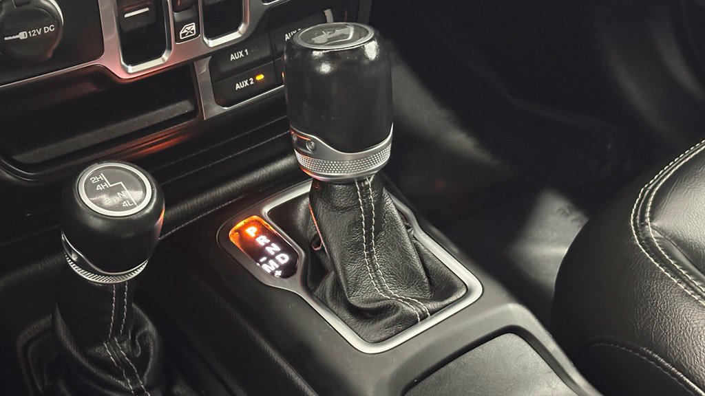 Used 2021 Jeep Wrangler Unlimited Sahara w/ Uconnect 4C Nav & Sound Group AWD/4WD image 40