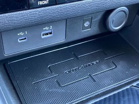 New 2025 Mitsubishi Outlander SE image 19