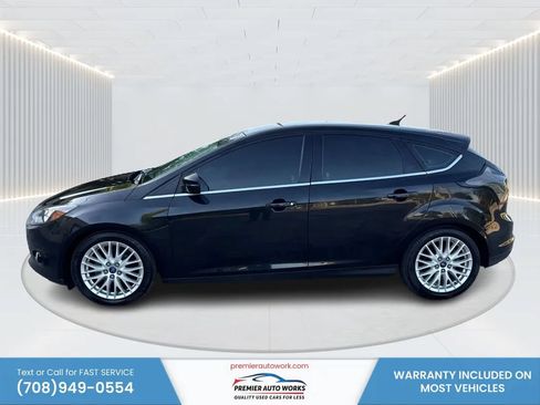 Used 2014 Ford Focus Titanium FWD image 9
