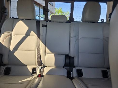 Used 2023 Jeep Gladiator Mojave w/ Cold Weather Group AWD/4WD image 41