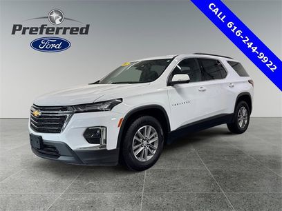Used 2022 Chevrolet Traverse LT