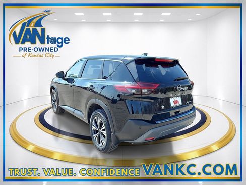 Used 2023 Nissan Rogue SV AWD/4WD image 9