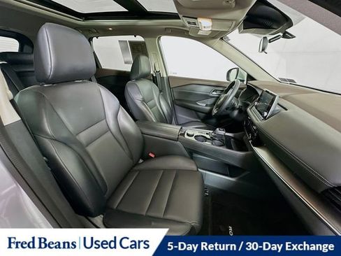 Certified 2021 Nissan Rogue SV w/ Premium Package AWD/4WD image 30