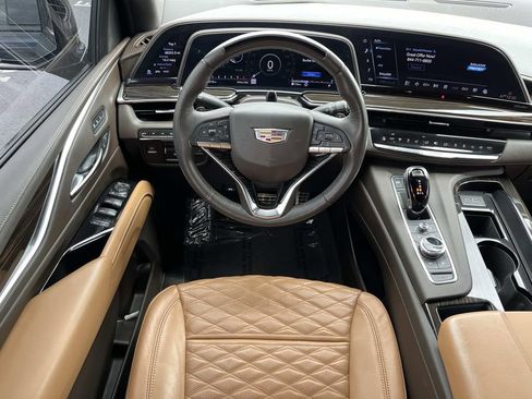 Certified 2022 Cadillac Escalade ESV Sport w/ Touring Package image 14