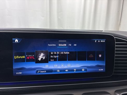 Used 2024 Mercedes-Benz GLS 450 4MATIC image 20