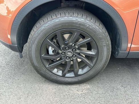 Used 2019 Land Rover Discovery Sport SE AWD/4WD image 4