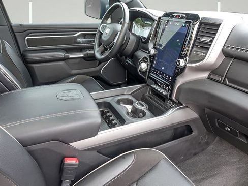 Used 2023 RAM 1500 Laramie AWD/4WD image 29