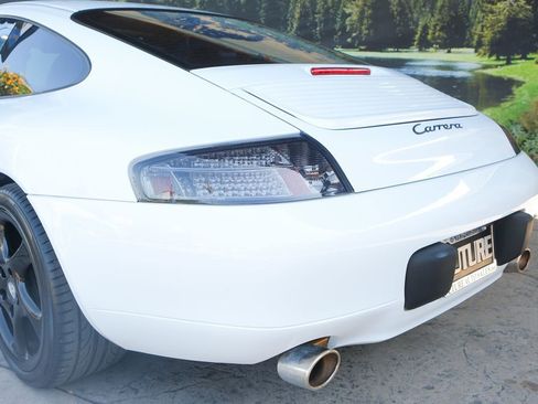 Used 1999 Porsche 911 Carrera image 36