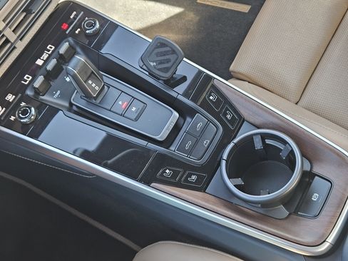 Used 2021 Porsche 911 Turbo S image 20