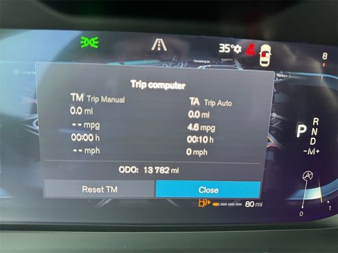 Certified 2025 Volvo XC40 B5 Plus image 26