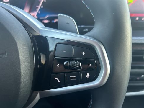 Used 2025 BMW M240i xDrive Coupe AWD/4WD image 29