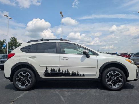 Used 2017 Subaru Crosstrek 2.0i Limited w/ Popular Package #2 AWD/4WD image 28