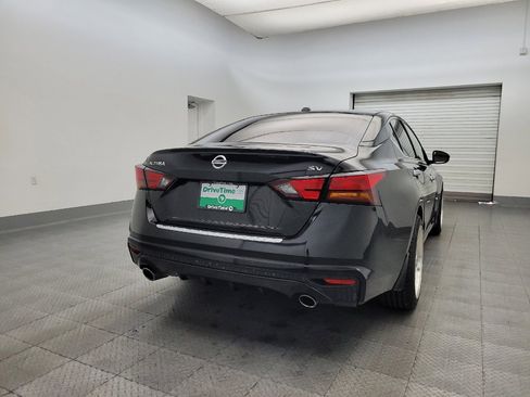 Used 2019 Nissan Altima 2.5 SV image 7