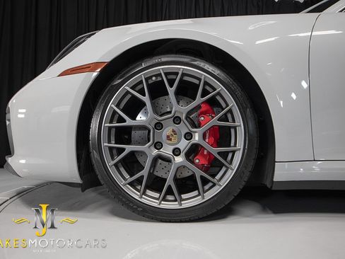 Used 2020 Porsche 911 Carrera S image 57