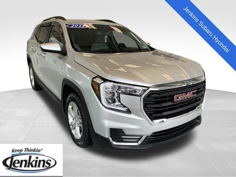 Used 2022 GMC Terrain SLE w/ Driver Convenience Package AWD/4WD image 1