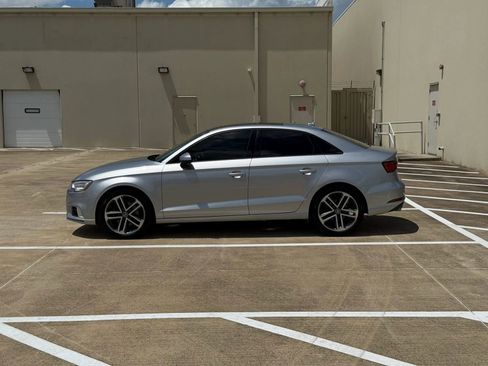Used 2018 Audi A3 2.0T Premium w/ Convenience Package FWD image 4