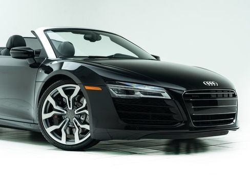 Used 2014 Audi R8 V10 AWD/4WD image 4