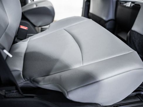 New 2026 Toyota Sienna XLE image 34