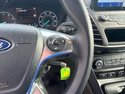 Used 2022 Ford Transit Connect XL image 23