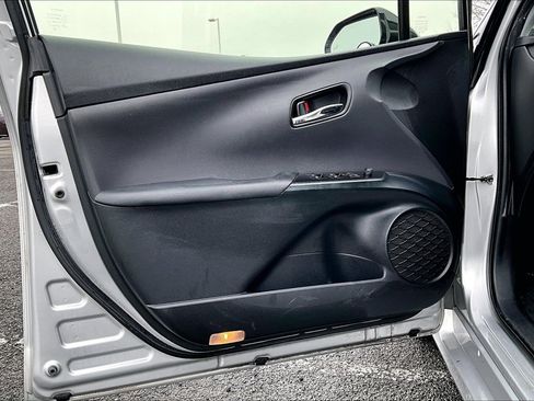 Used 2017 Toyota Prius Two w/ Prius Two Safety Plus Package image 21