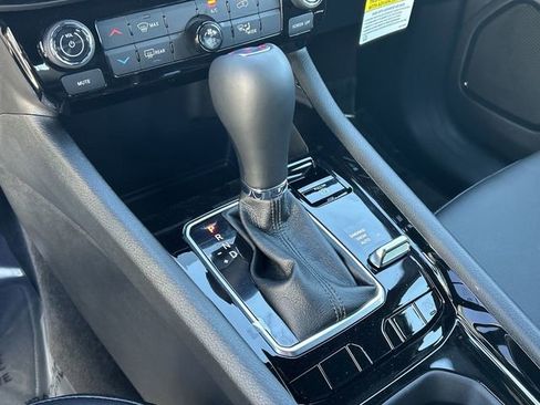 New 2026 Jeep Compass Latitude image 20