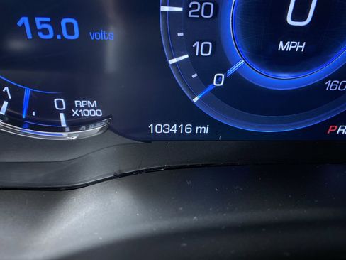 Used 2019 Cadillac Escalade ESV Luxury image 4