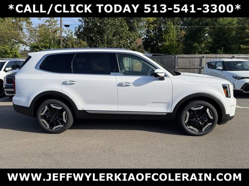 New 2025 Kia Telluride S image 2