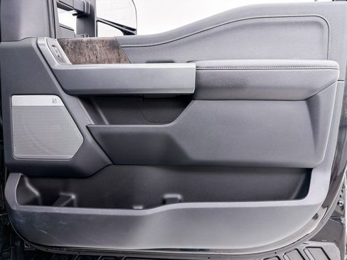 Used 2023 Ford F250 Lariat w/ Lariat Ultimate Package image 28