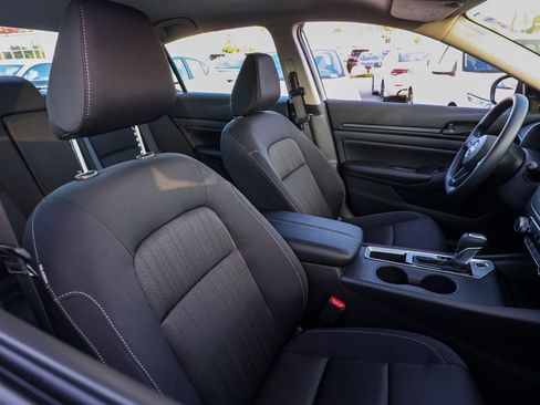 Used 2025 Nissan Altima 2.5 S image 20