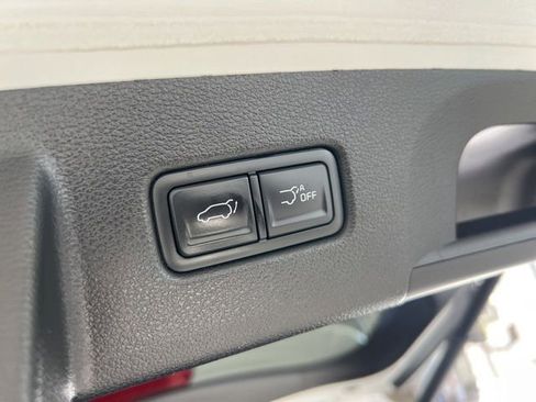 Used 2023 Kia Telluride EX w/ EX Captain's Chair Package image 26