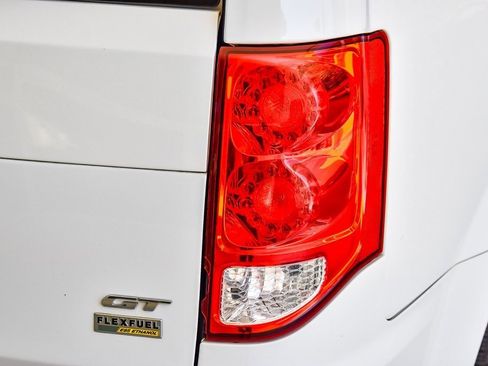 Used 2019 Dodge Grand Caravan GT image 7