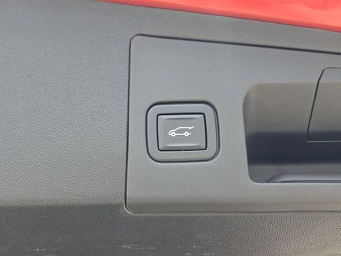 Used 2021 Cadillac XT5 Premium Luxury FWD image 7