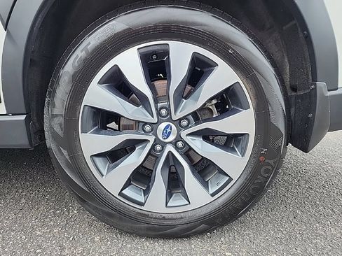 Certified 2024 Subaru Outback Touring XT AWD/4WD image 4