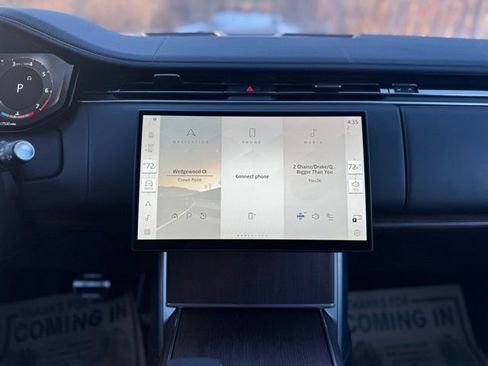 Certified 2025 Land Rover Range Rover SE AWD/4WD image 26