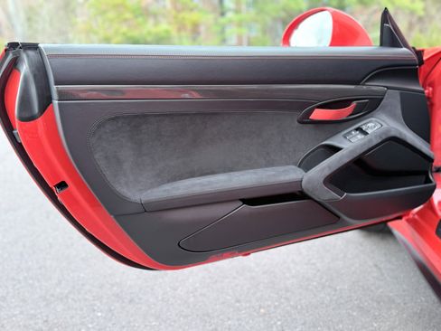 Used 2016 Porsche 911 GT3 RS image 10