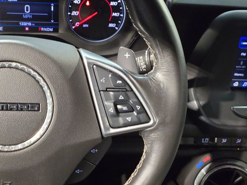 Used 2020 Chevrolet Camaro LT RWD image 27
