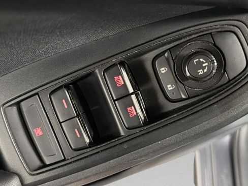 Certified 2021 Subaru Crosstrek 2.0i AWD/4WD image 15