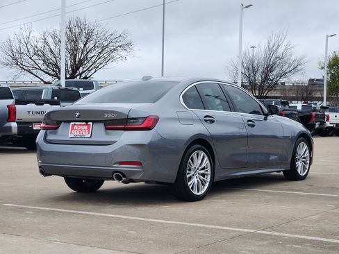Used 2024 BMW 330i Sedan w/ Convenience Package RWD image 2