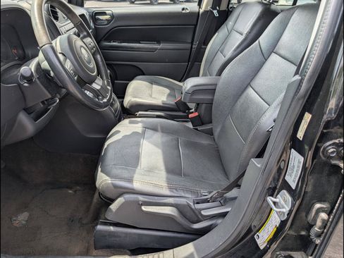 Used 2013 Jeep Compass Latitude AWD/4WD image 14