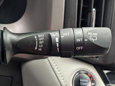 Used 2018 Toyota RAV4 XLE image 16