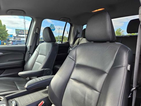 Used 2018 Honda Ridgeline RTL image 24
