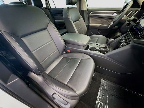 Used 2023 Volkswagen Atlas SE w/ Panoramic Sunroof Package FWD image 15