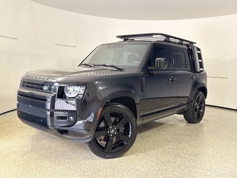 Used 2024 Land Rover Defender 110 X-Dynamic SE AWD/4WD image 1