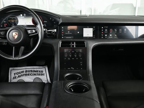 Used 2022 Porsche Taycan 4S image 30