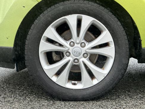 Used 2015 Kia Soul + image 22