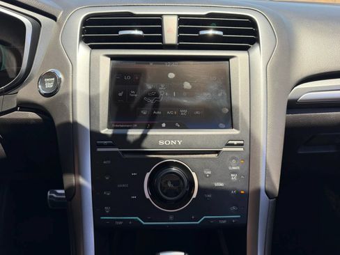 Used 2013 Ford Fusion Titanium FWD image 13