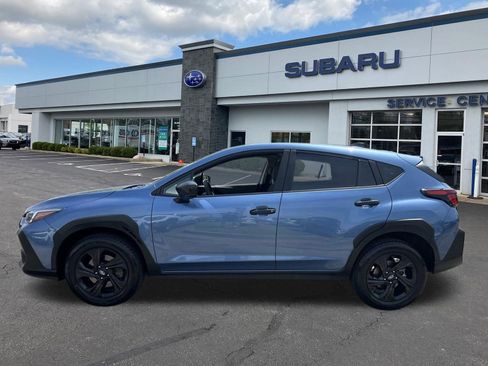 Used 2024 Subaru Crosstrek 2.5i Premium AWD/4WD image 4