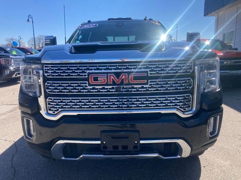 Used 2022 GMC Sierra 2500 Denali image 2