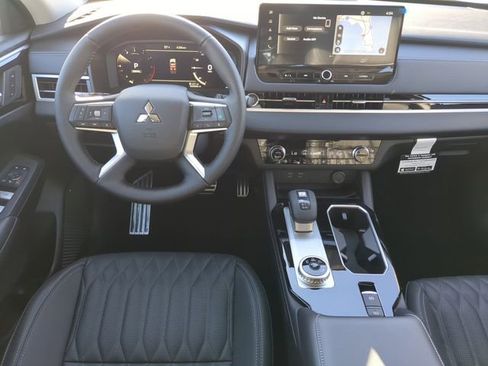 New 2026 Mitsubishi Outlander SEL FWD image 17
