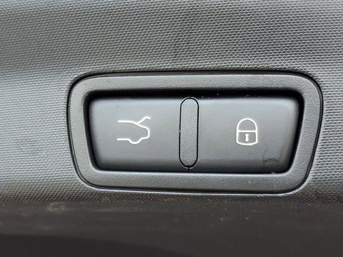 Used 2022 Alfa Romeo Stelvio Veloce image 8